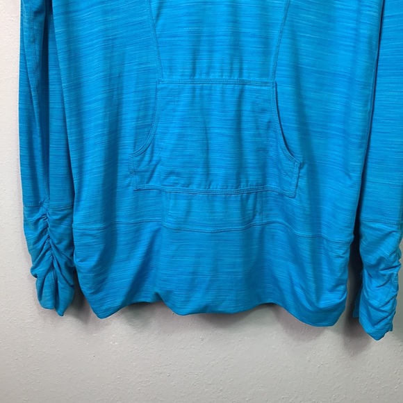 Zella Activewear Blue Scoop Neck Long Sleeve Kangaroo Pocket Hoodie Large - Picture 2 of 8